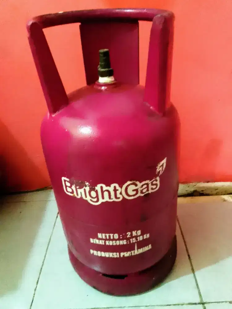 Di jual tabung gas elpiji 12 kilo