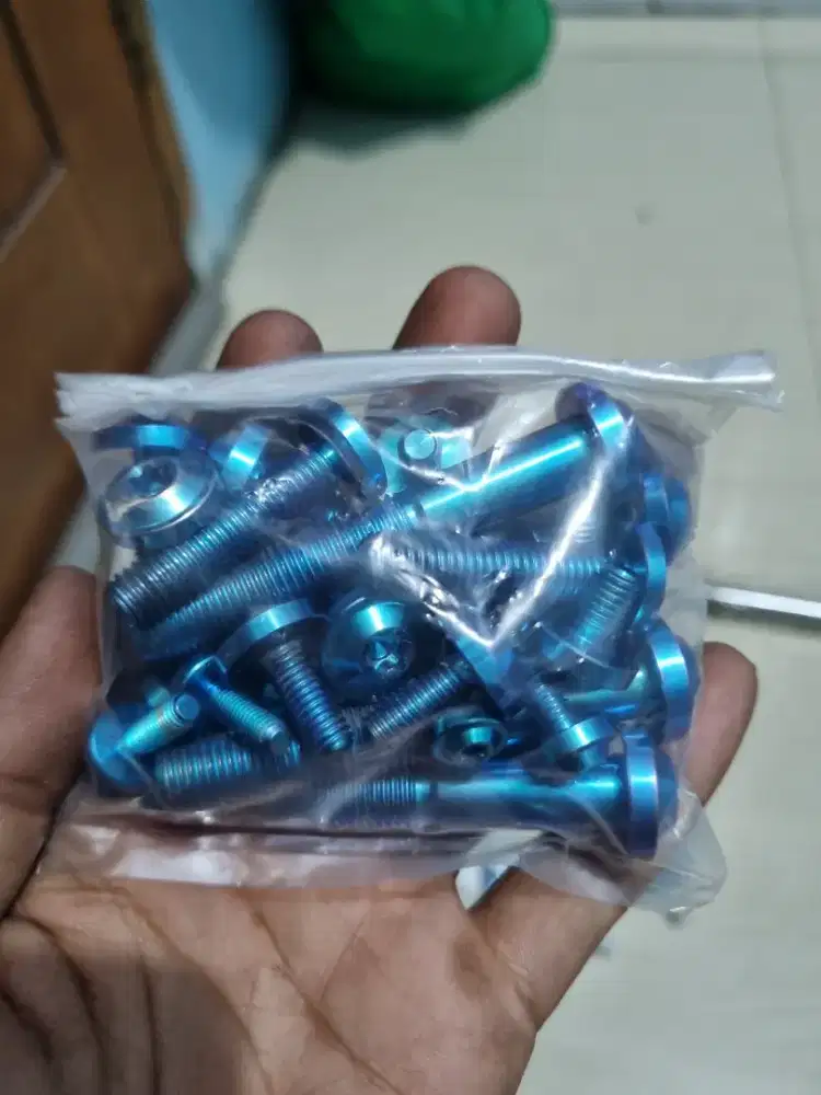 Baut Titanium Blue Tosca all Honda Matic 160
