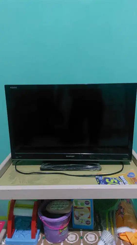 TV SHARP 24inch