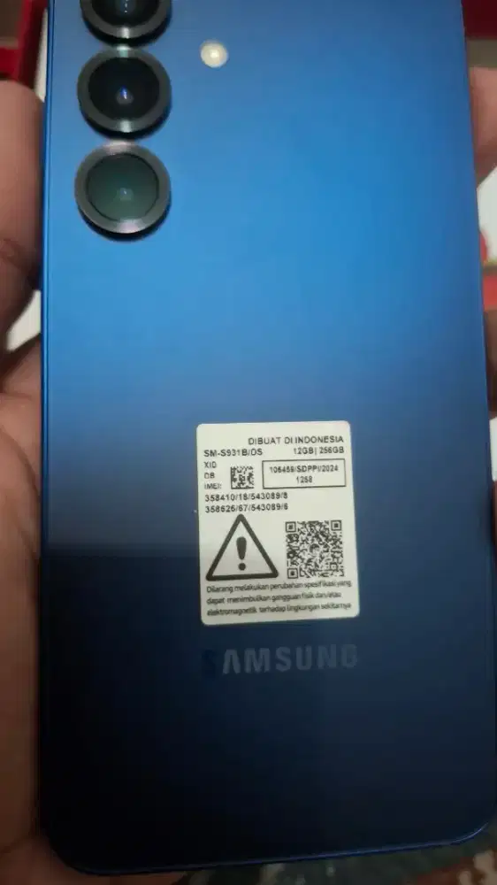 SAMSUNG S25 BASIC 12/256 GB
