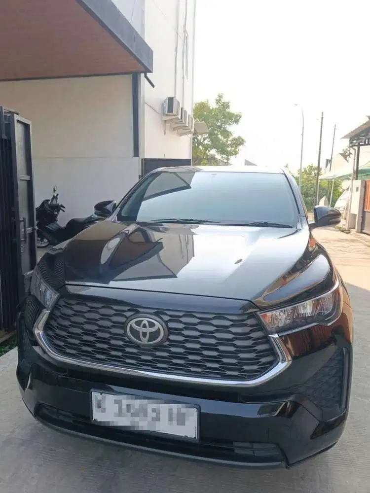 Toyota Kijang Innova 2023 Bensin