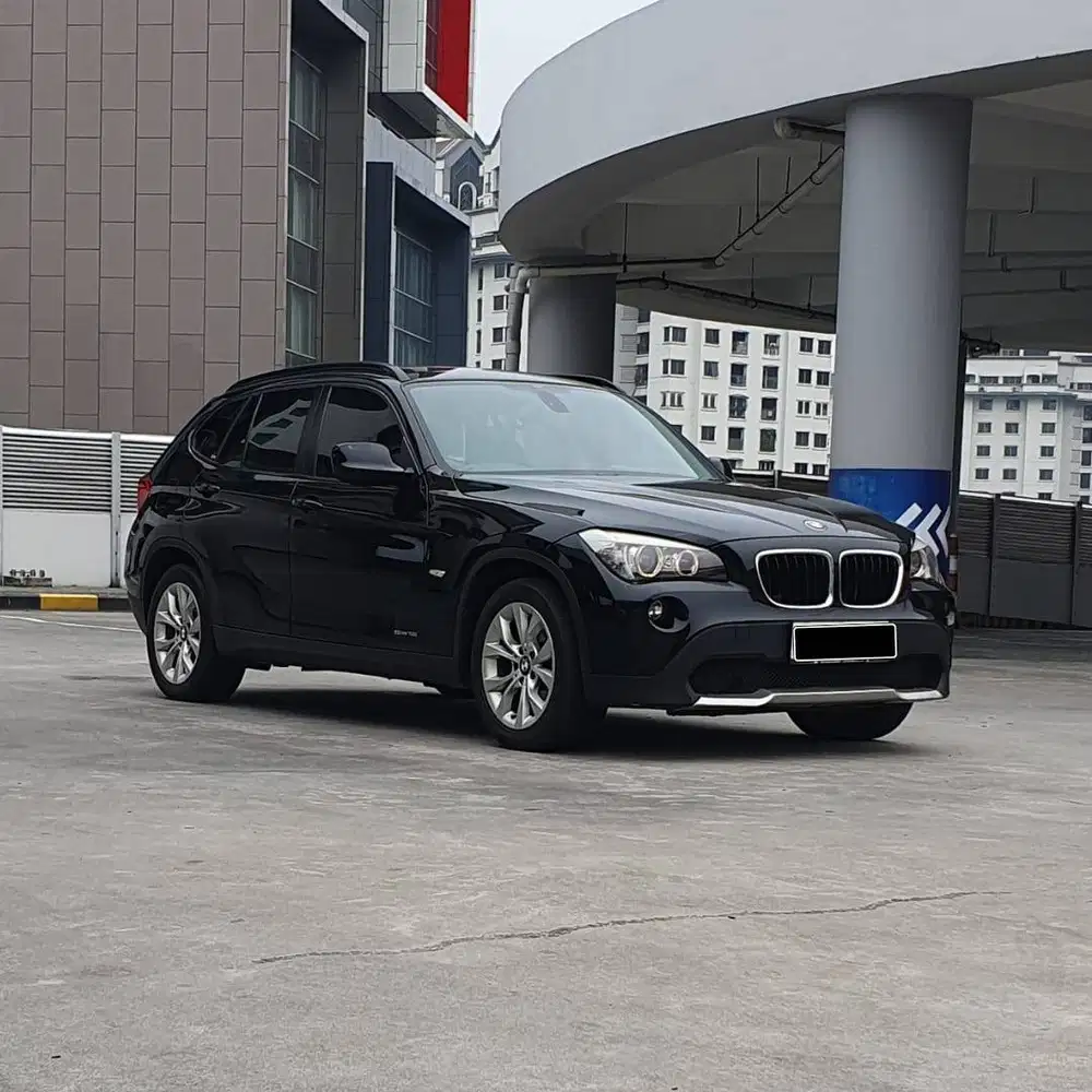 (TDP 30JT) LOW KM 36 RB ! BMW X1 SDRIVE I8 AT 2012 HITAM ! TERAWAT