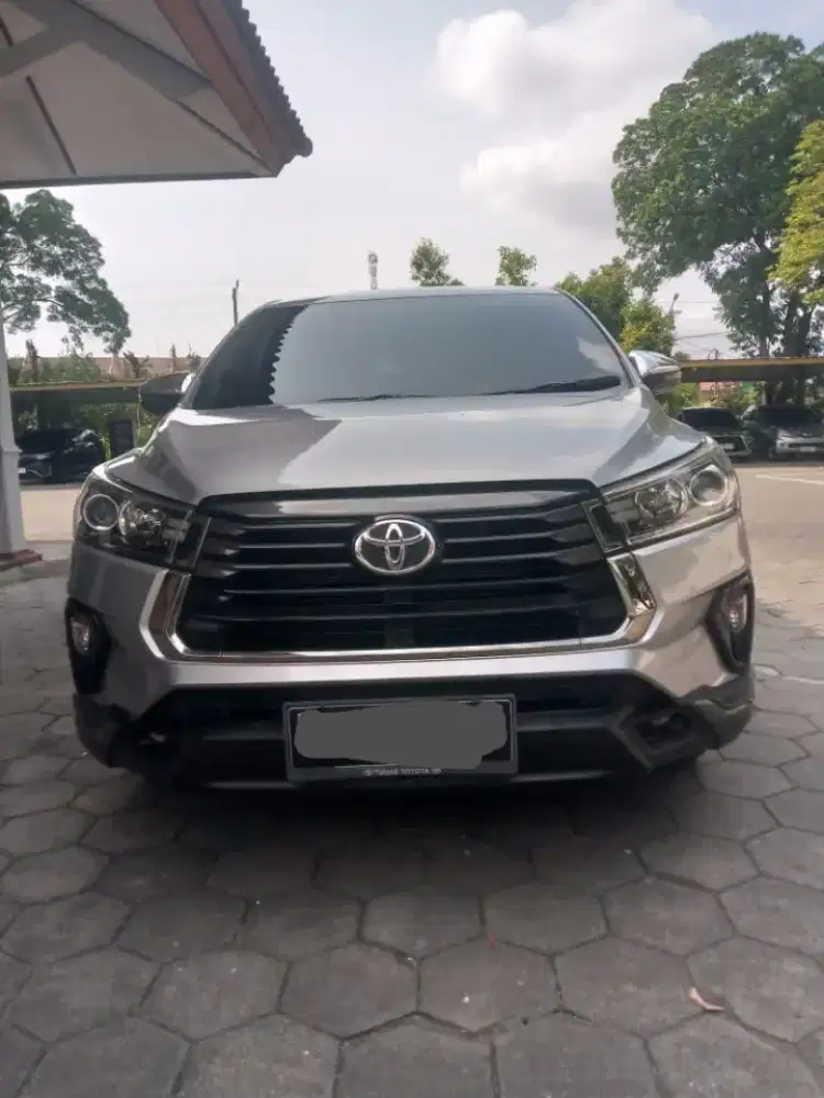 55rb kilometer Toyota kijang innova venturer diesel tgn1 dr baru bagus