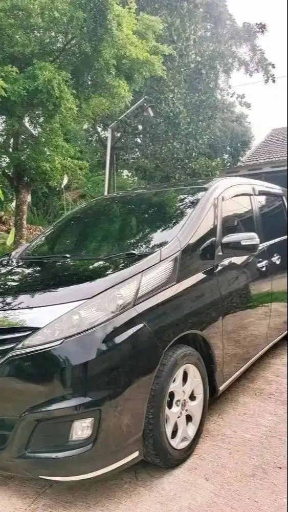 Mazda Biante Skyactiv 2014 Matic – Mobil Keluarga, No Tabrakan