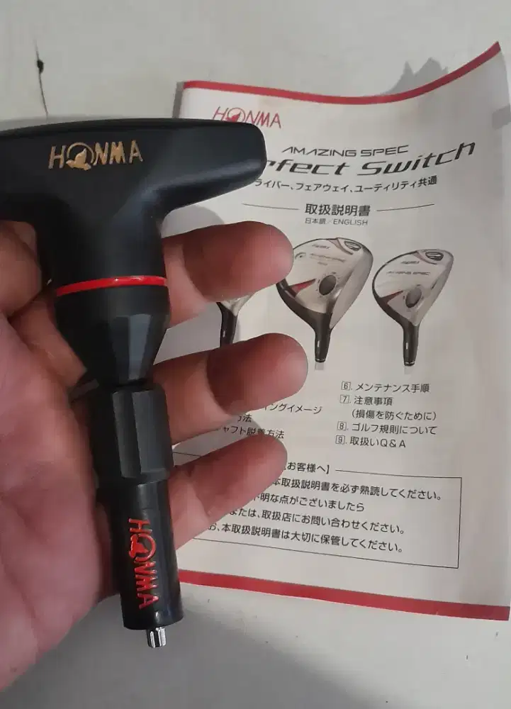 Honma  kunci toursi golf