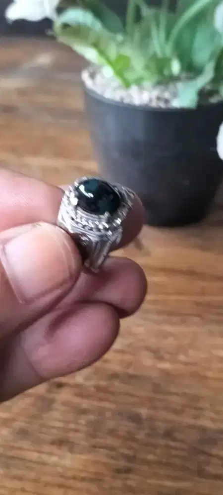 batu cincin bacan