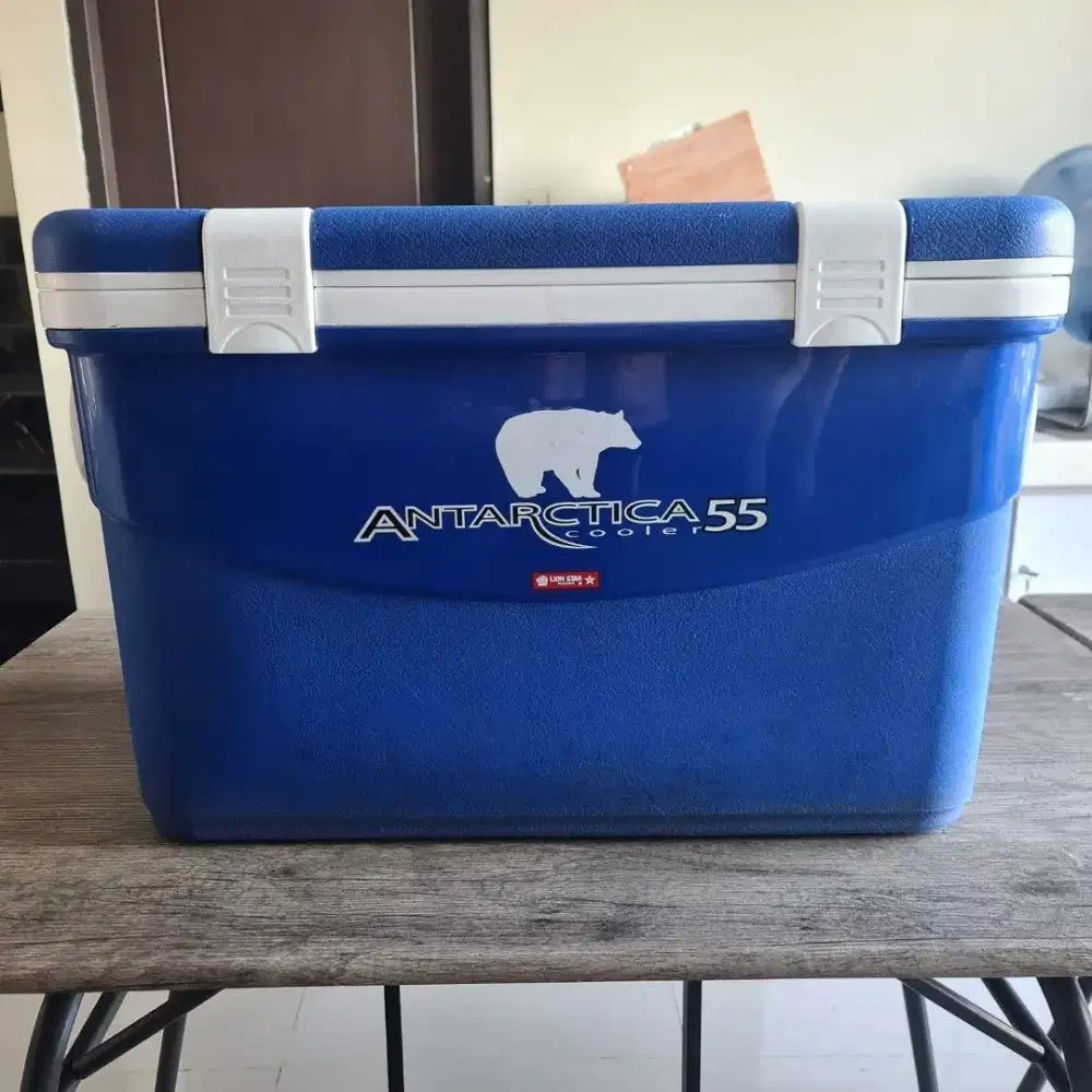 Ice Cooler Box / Box Es Lion Star 50 Liter Bekas