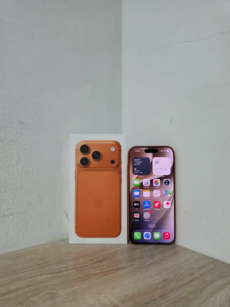 Apple iPhone 17 Pro 256GB 256 GB Ex Resmi iBox Cosmic Orange Fullset