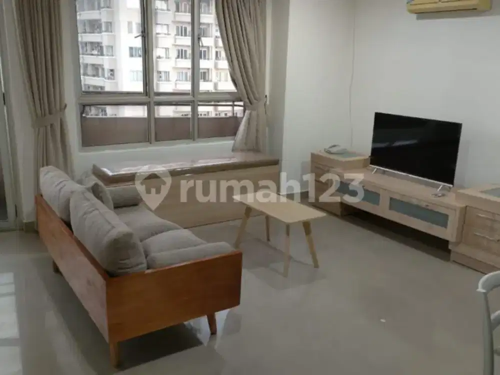 Apartemen Paladian Park TURUN HARGA  2 Kamar Tidur Furnished Bagus