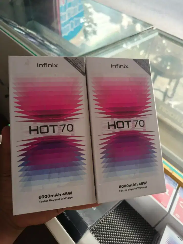 New Infinix hot 70 ram8/128 garansi resmi 1 tahun