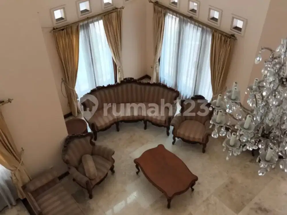 Rumah Bagus SHM - Sertifikat Hak Milik di Komplek Elite, Villa Gading Indah , Kelapa Gading