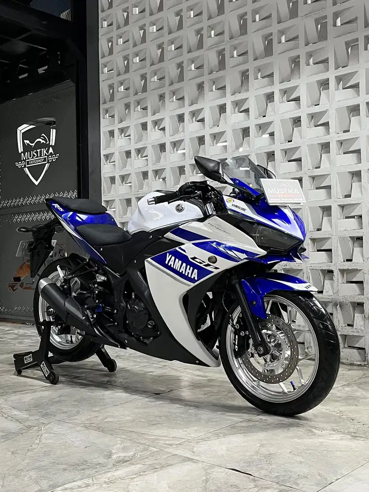 Stok terbatas!!Yamaha R25 th 2014 - Ayu Mustika
