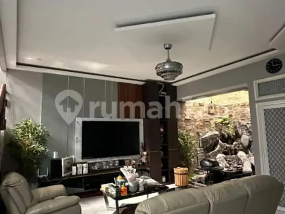 Rumah Bagus SHM - Sertifikat Hak Milik di Cluster Gading Kusuma  , Kelapa Gading. HaRp