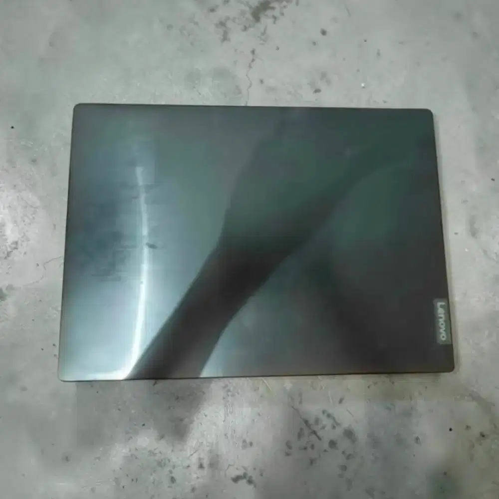 Laptop Lenovo AMD A9 Slick Hitam
