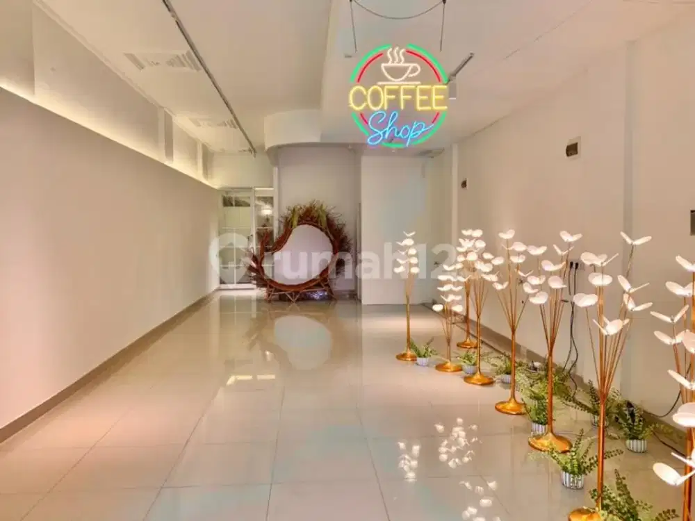 Jarang Ada, Ruko Cantik Serius Jual, Bintaro Tangerang Selatan 275 M Sudah Renovasi SHM