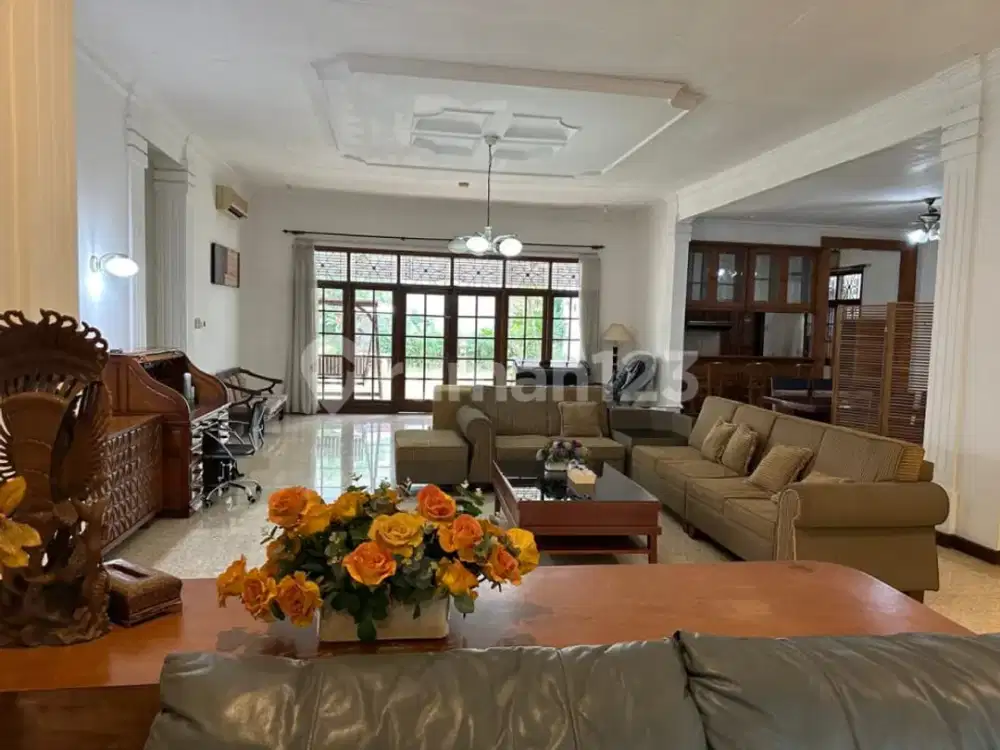 Rumah Bagus SHM - Sertifikat Hak Milik di Kemang Dalam, Kemang
