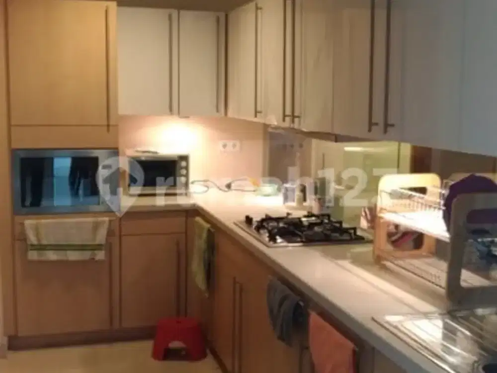 Apartemen Summit View Kolam Renang Siap Huni