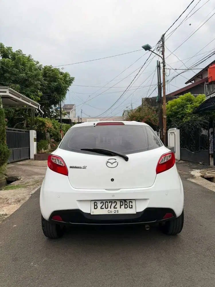 Mazda 2 2012 Bensin