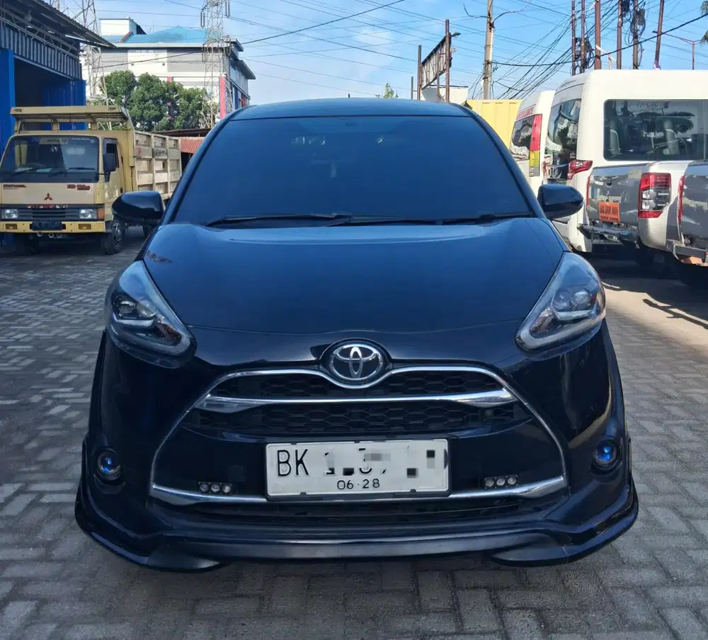 Sienta Q matic 2016 Hitam