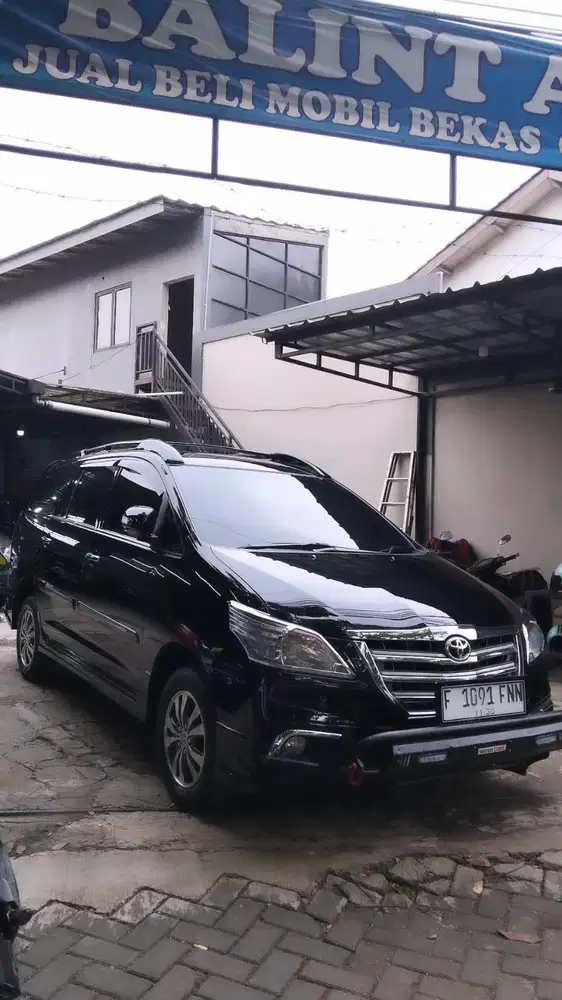 KIJANG INNOVA 2.0 G LUXURY MT 2015(km 90 rb)