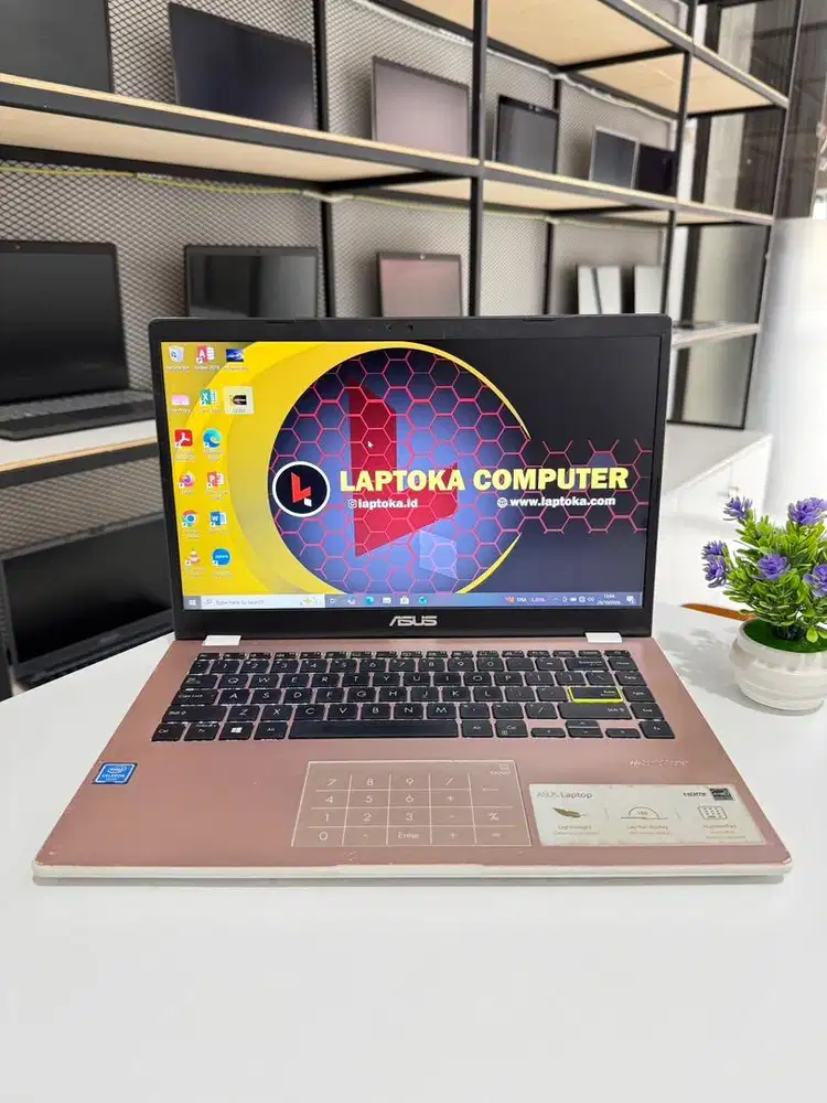Di jual laptop asus ssd 512gb