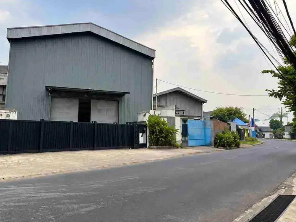 Jual Tanah Dan Bangunan Gudang Di Jalan Raya Bantar Gebang Setu, Bekasi.