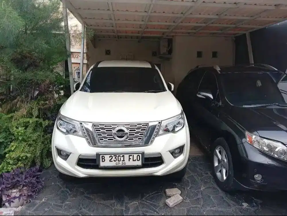 Dijual Nissan Terra 2.5 4x2 E AT Diesel 2018 – Putih, SUV Keluarga