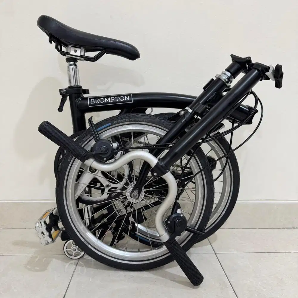 BROMPTON H6E BLACK 2020 - ISTIMEWA