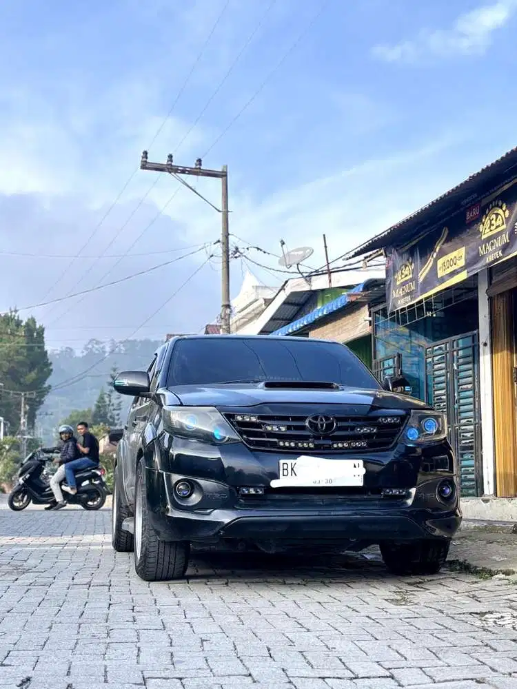Toyota Fortuner 2011 Diesel
