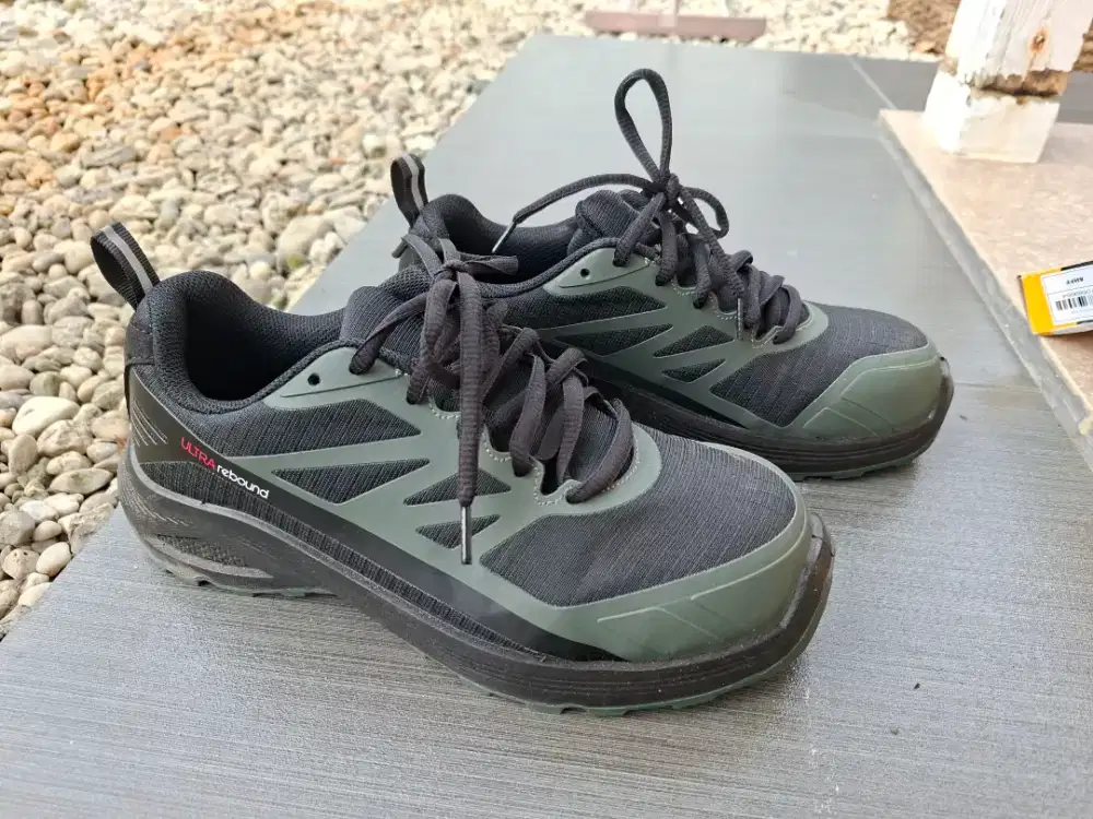 Sepatu Safety Ukuran 39