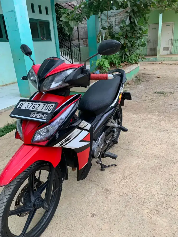 HONDA BLADE 125 FI TAHUN 2013 bukan SUPRA X 2014