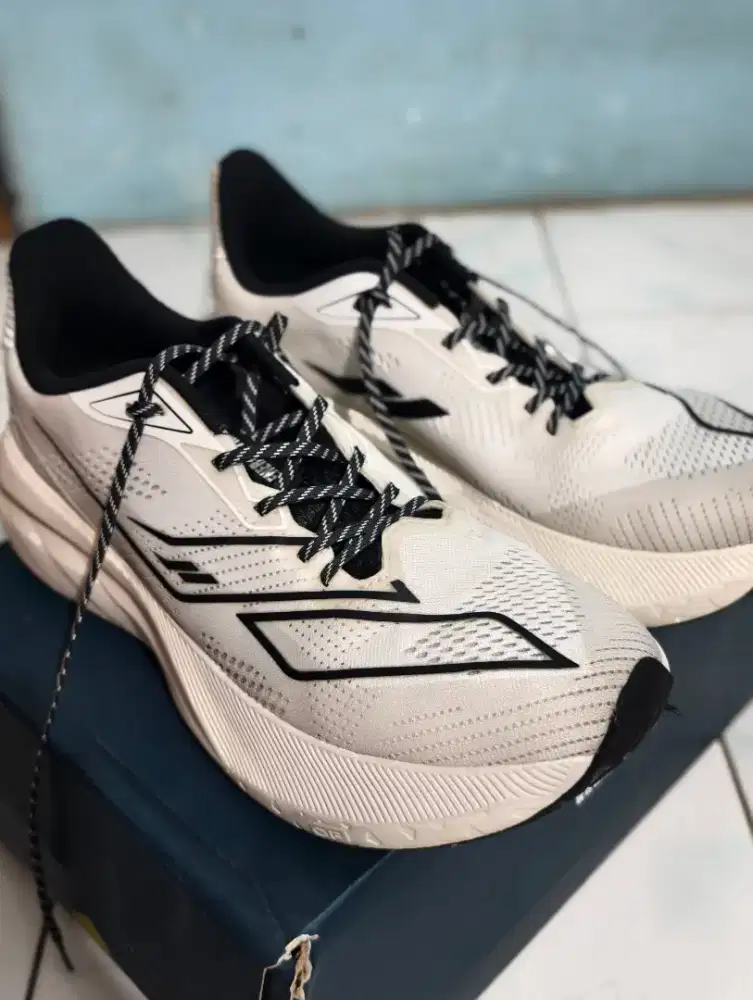 Sepatu mills Ori seken