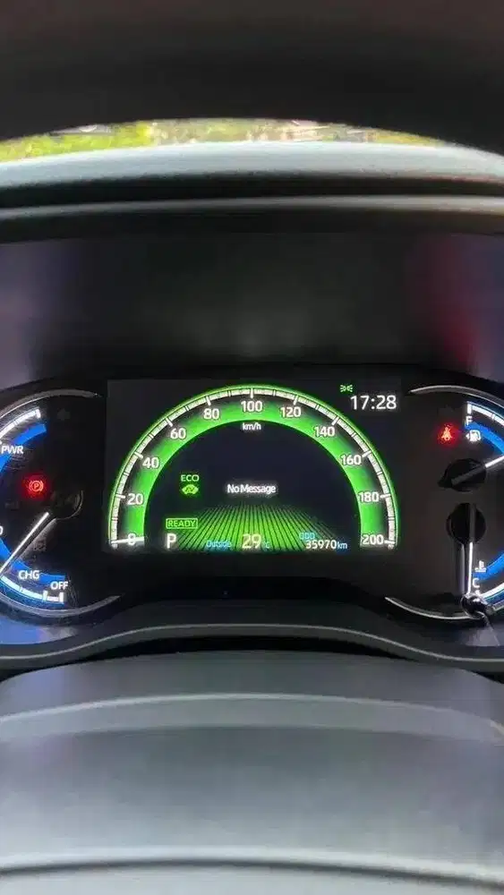 Toyota Innova Zenix 2.0 G CVT Hybrid 2024