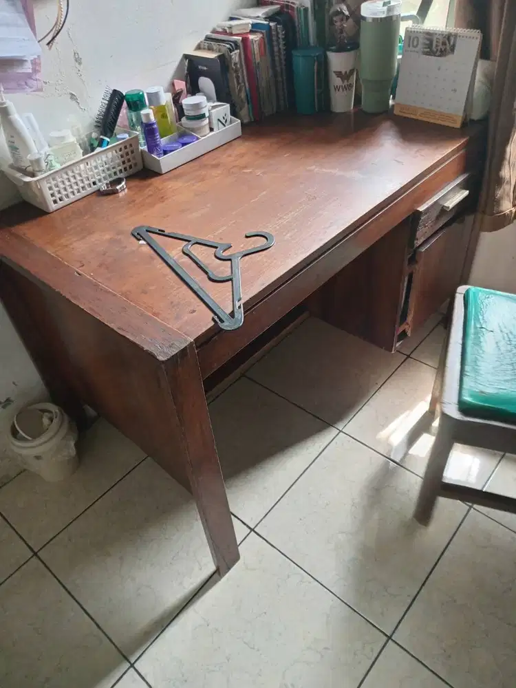 Meja kantor kayu jati jadul 950k