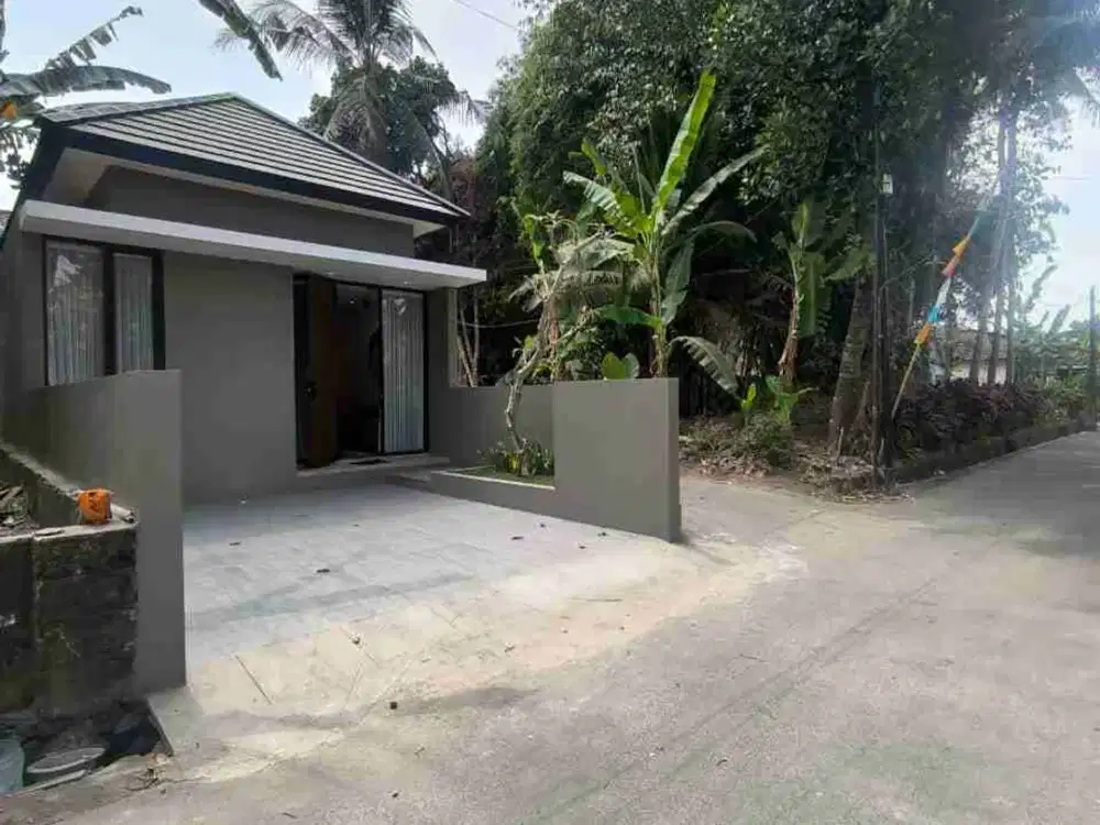 RUMAH FULL FURNISHED TINGGAL BAWA KOPER LOKASI DI SEYEGAN SLEMAN