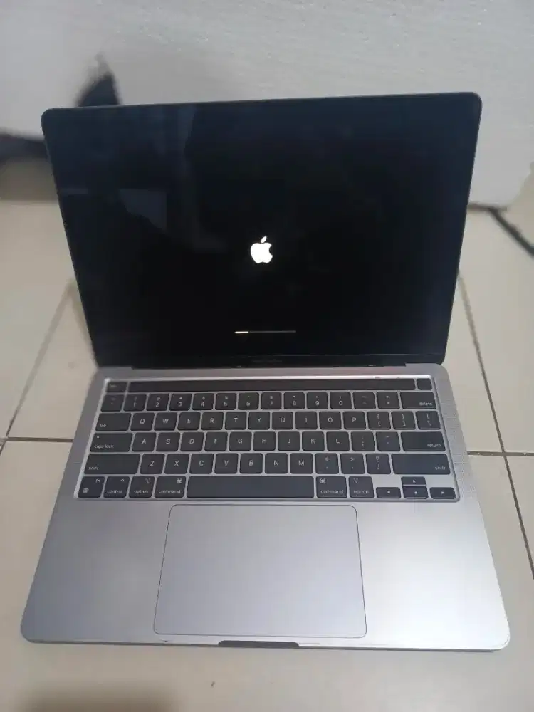 macbook pro 13 inch m2 2022 touchbar Second (CEK DESKRIPSI)