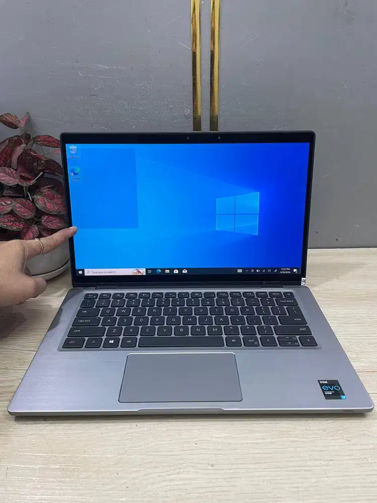 LAPTOP DELL 7320 2IN1 i7 GEN11 16/256 LAYAR 13.3 INCH TOUCHSREEN *ET
