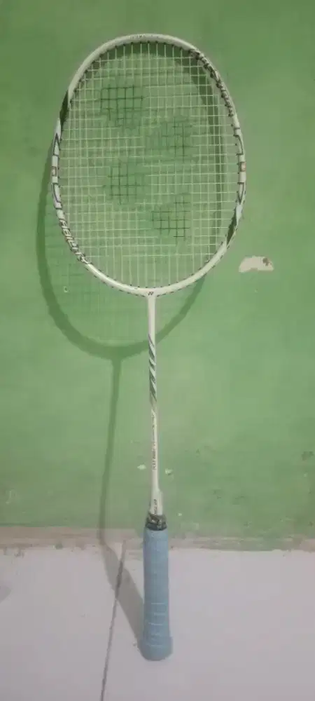 Raket badminton yonex original