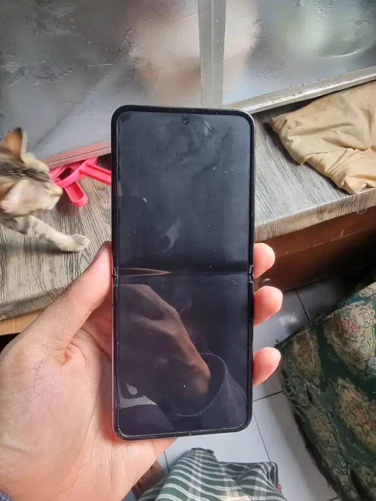 Samsung Z Flip 4 8/256 GB Resmi Sein.
