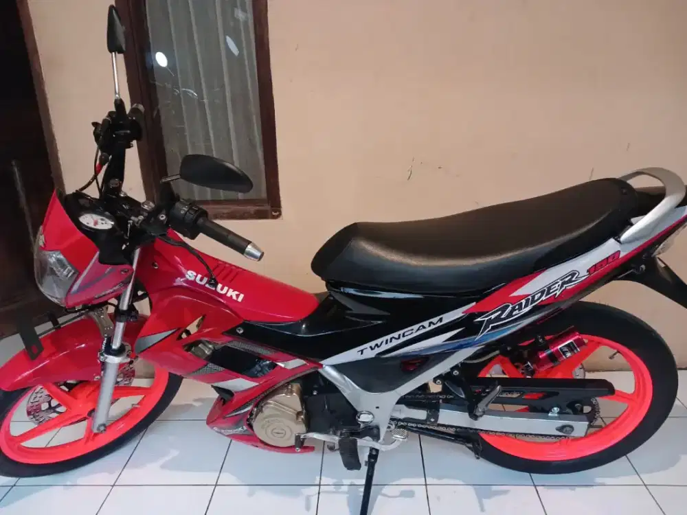 Suzuki satria FU CBU thailan 2006