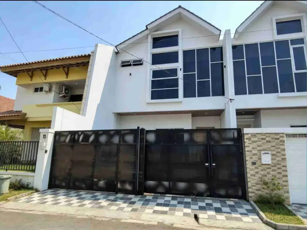 DIJUAL RUMAH TAMAN MALAKA PONDOK KELAPA JAKARTA TIMUR – SHM, 4 KT, GARASI 2 MOBIL