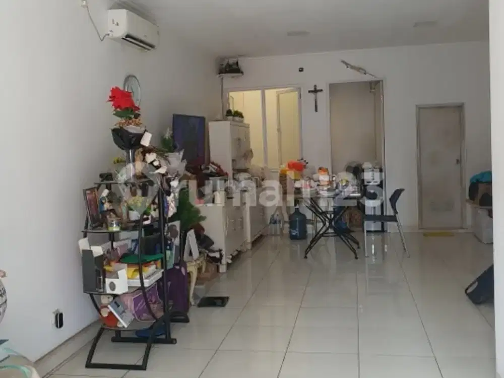 Dijual Rumah 3 Lt  Siap Huni Bisa Buat Kos2 An