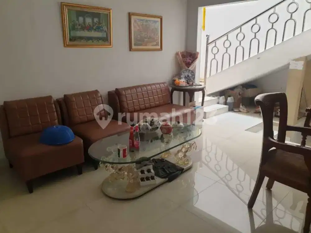 Rumah Asri Siap Huni di Villa Gading Indah Kelapa Gading