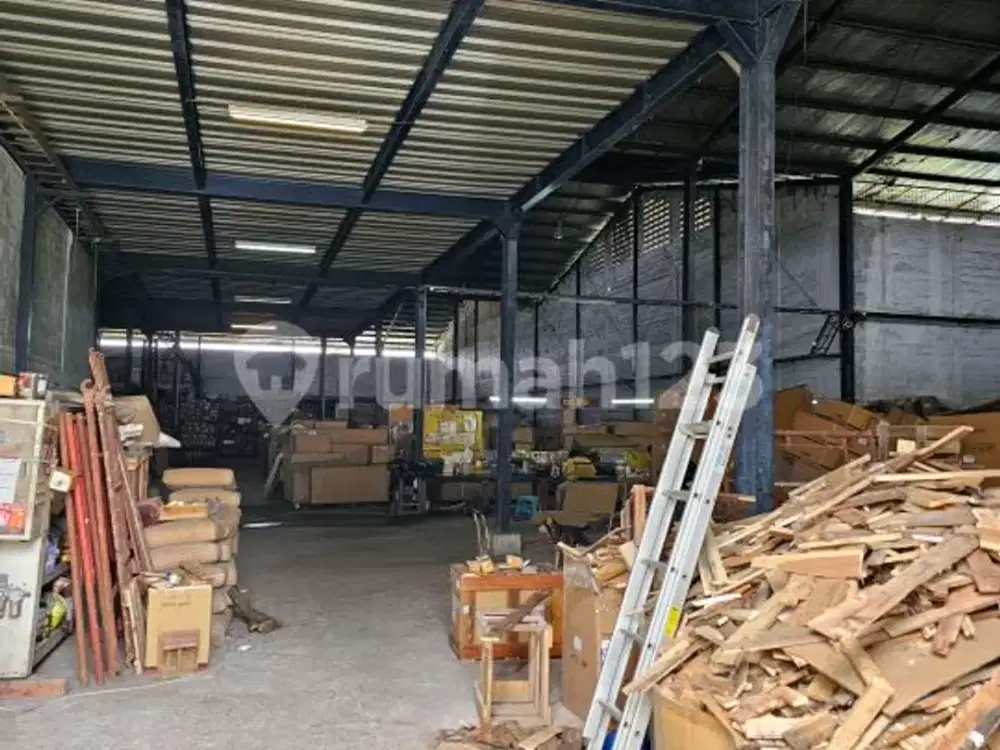 Gudang Dekat Bandara Jln Iskandar Muda Tangerang