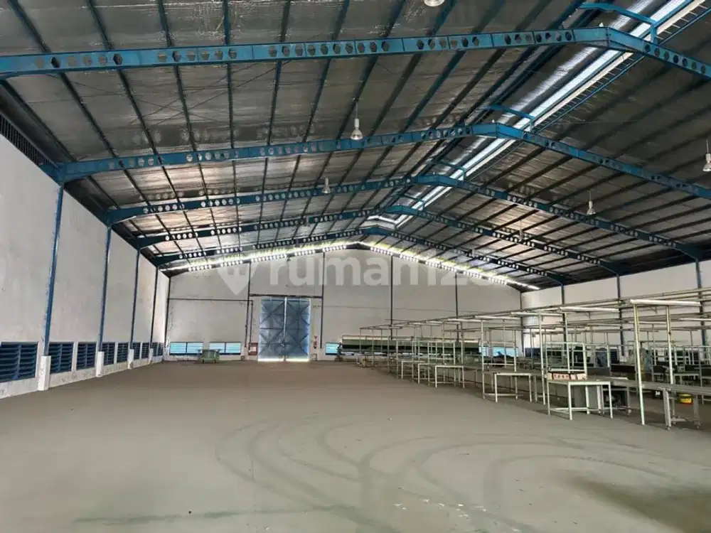 Gudang Rapi Siap Pakai di Daerah Subang Jawa Barat
