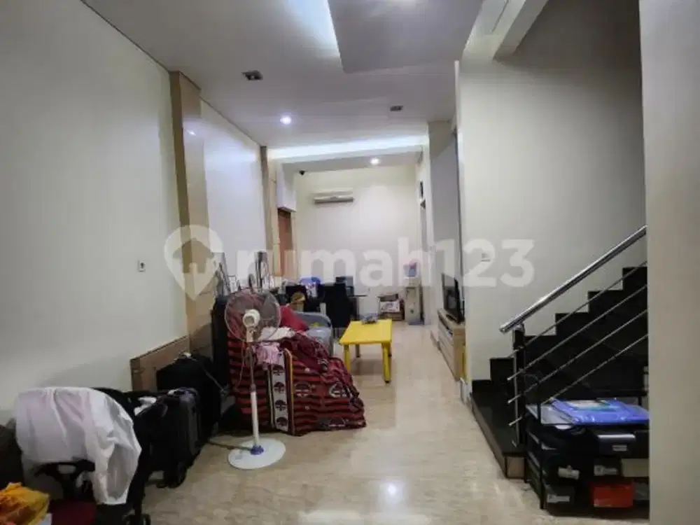 Rumah 3 Lt Di Kopyor Timur Kelapa Gading