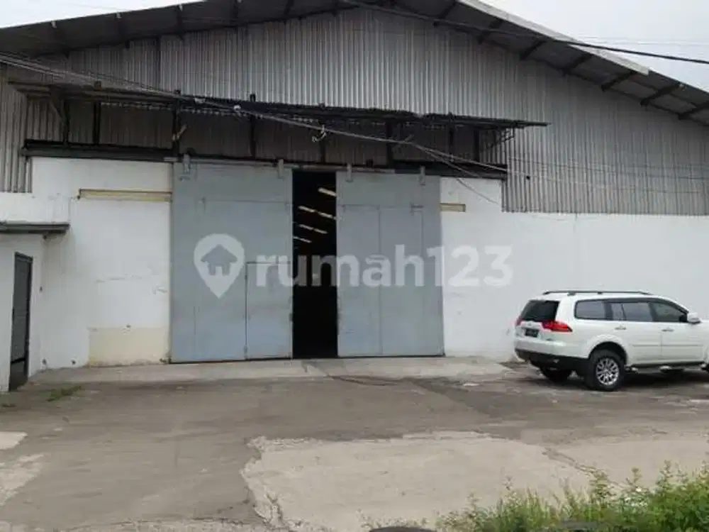 Gudang siap pakai luas di raya bekasi pulogadung jakarta timur