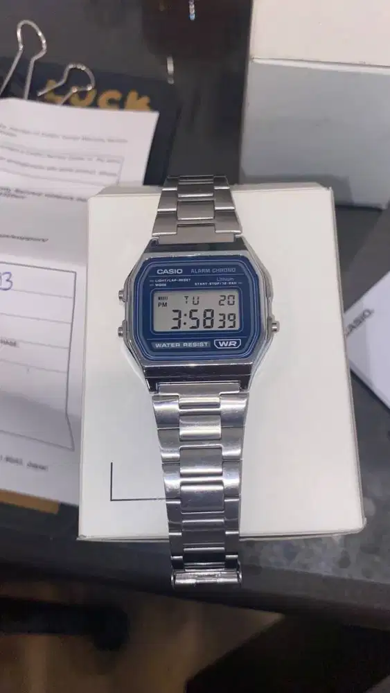 Jam tangan Casio