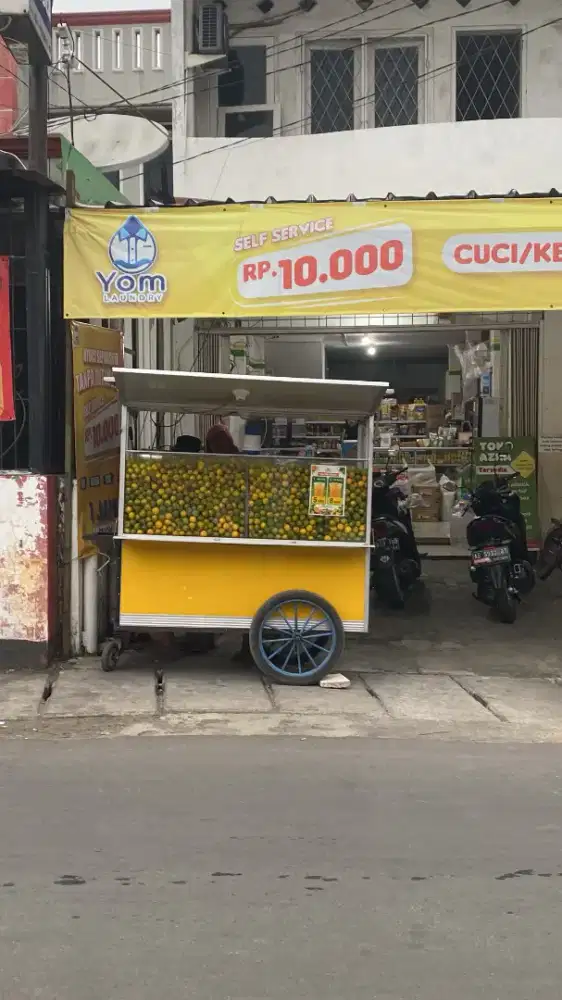 BUTUH CEPAT 1 ORANG JAGA STAND ES JERUK!