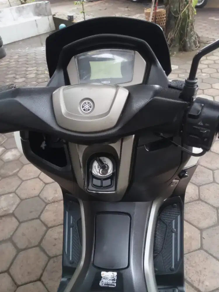 N Max New Putih 2020